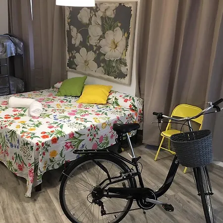 Cortina Del Muelle 21 بيت ضيافة مالقة