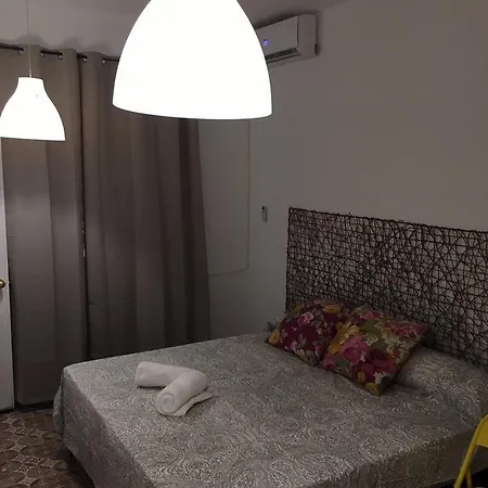 بيت ضيافة Cortina Del Muelle 21 *